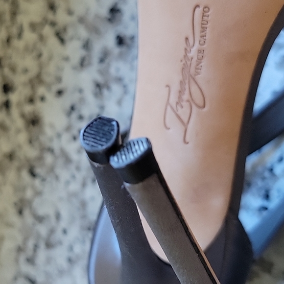 !!! SOLD !!!! Vince Camuto Imagine Devin Satin Sandals US 9 !!! SOLD !!!! - Picture 6 of 10